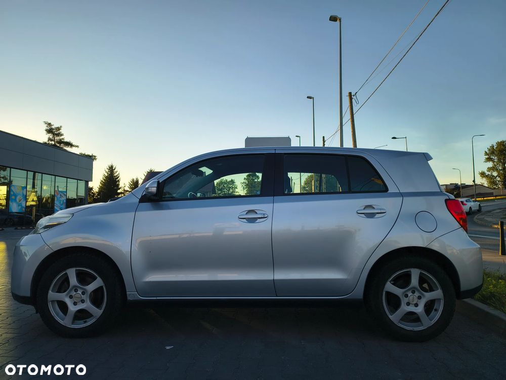 Toyota Urban Cruiser - 4