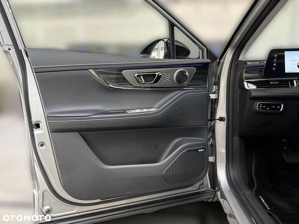 Omoda E5 63.2kWh Premium - 11