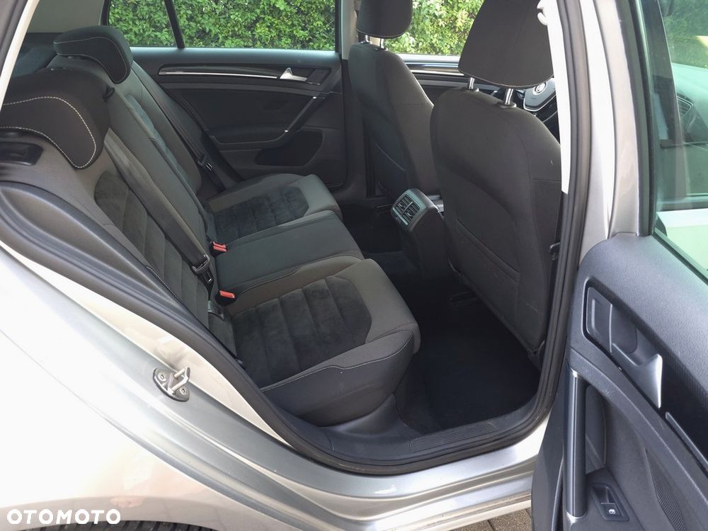 Volkswagen Golf 1.4 TSI BMT Highline - 8