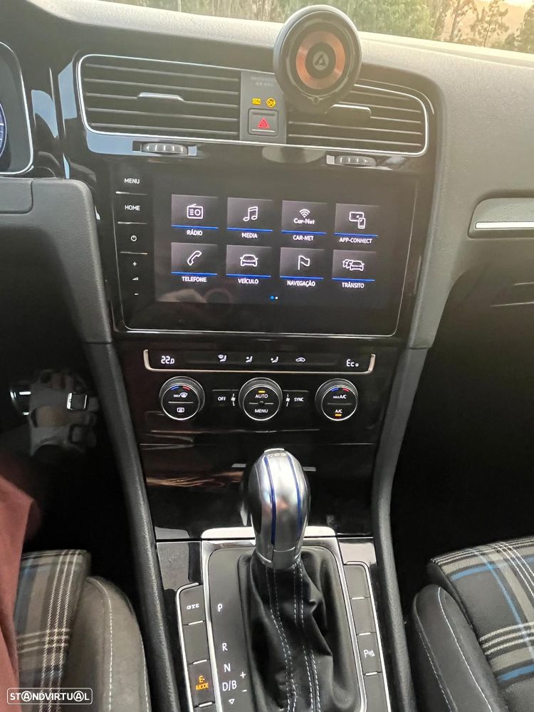 VW Golf - 5