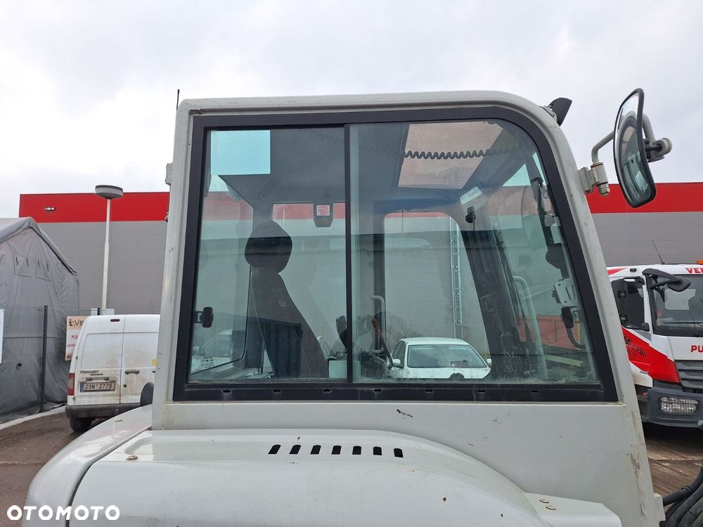 Takeuchi Tb 235-2 - 40