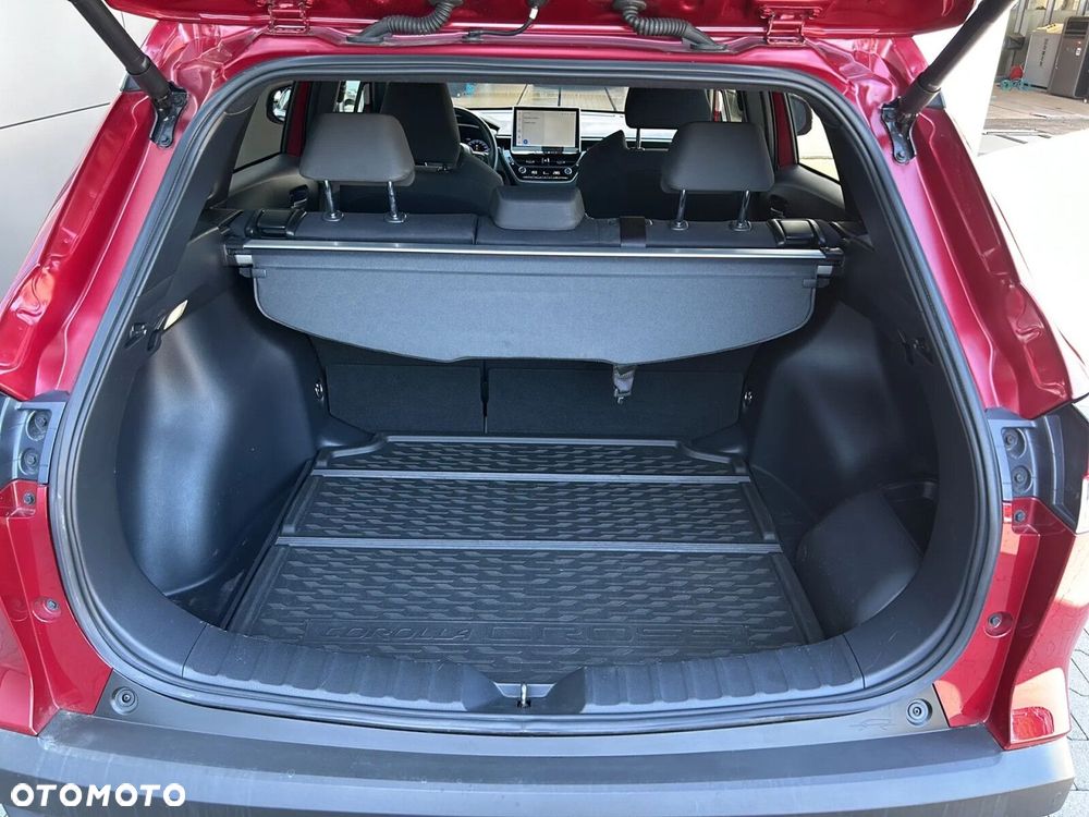 Toyota Corolla Cross - 10