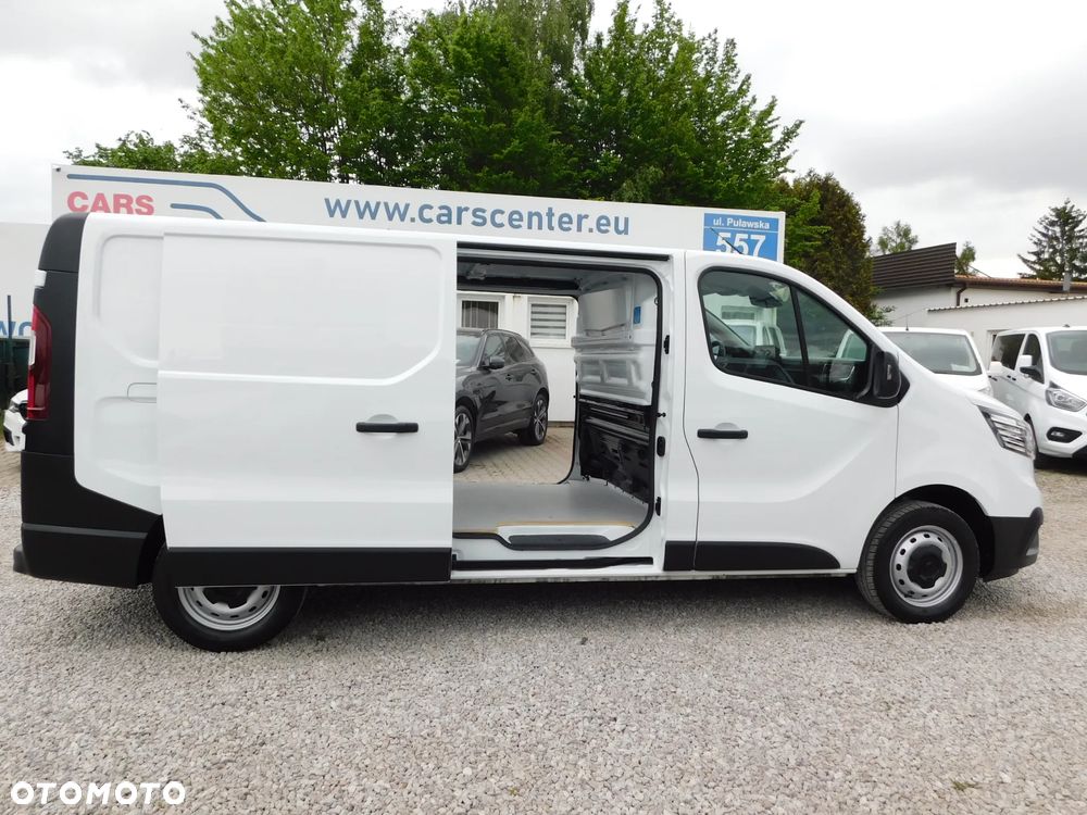 Renault Trafic - 12