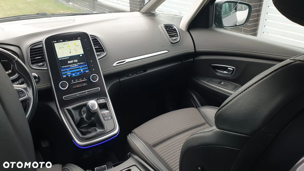 Renault Scenic ENERGY dCi 130 INITIALE PARIS - 15