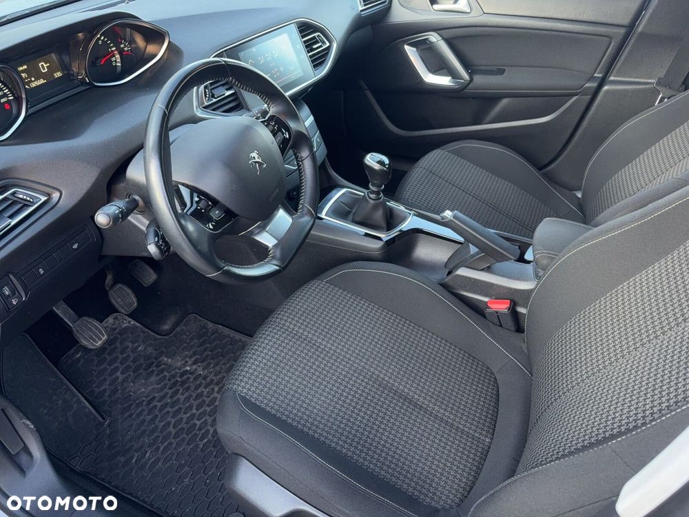 Peugeot 308 1.5 BlueHDi Active S&S - 10