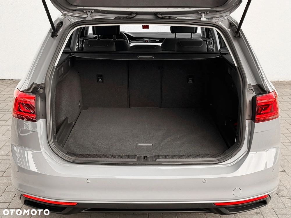 Volkswagen Passat 1.5 TSI OPF DSG Business - 16