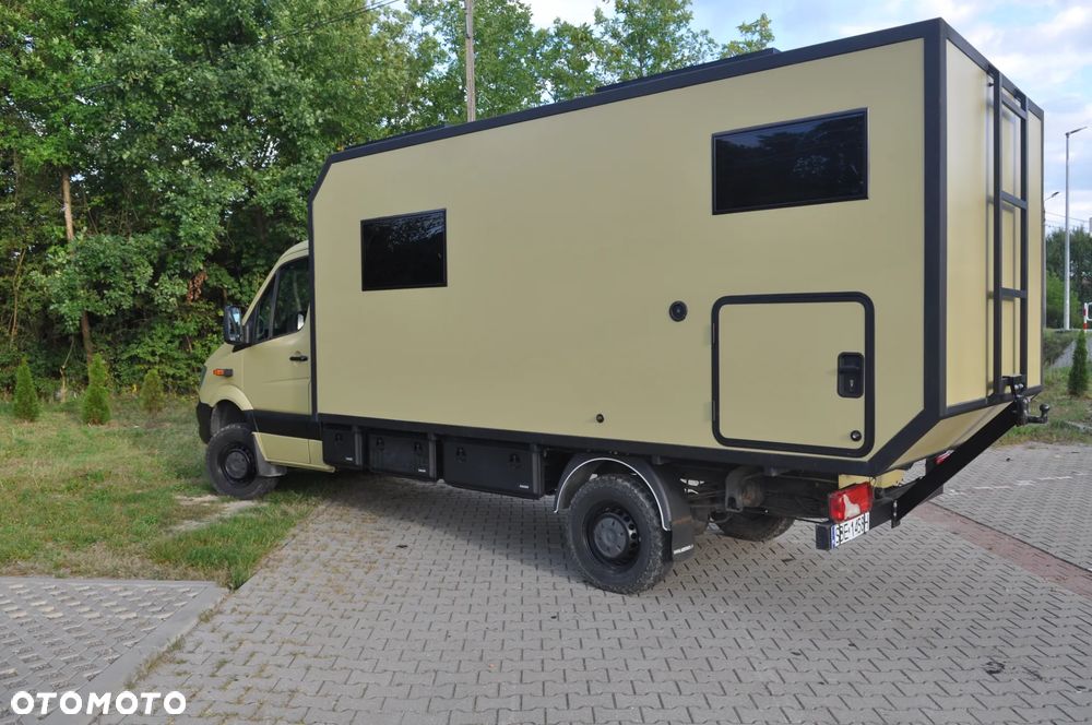 Mercedes-Benz Sprinter - 5