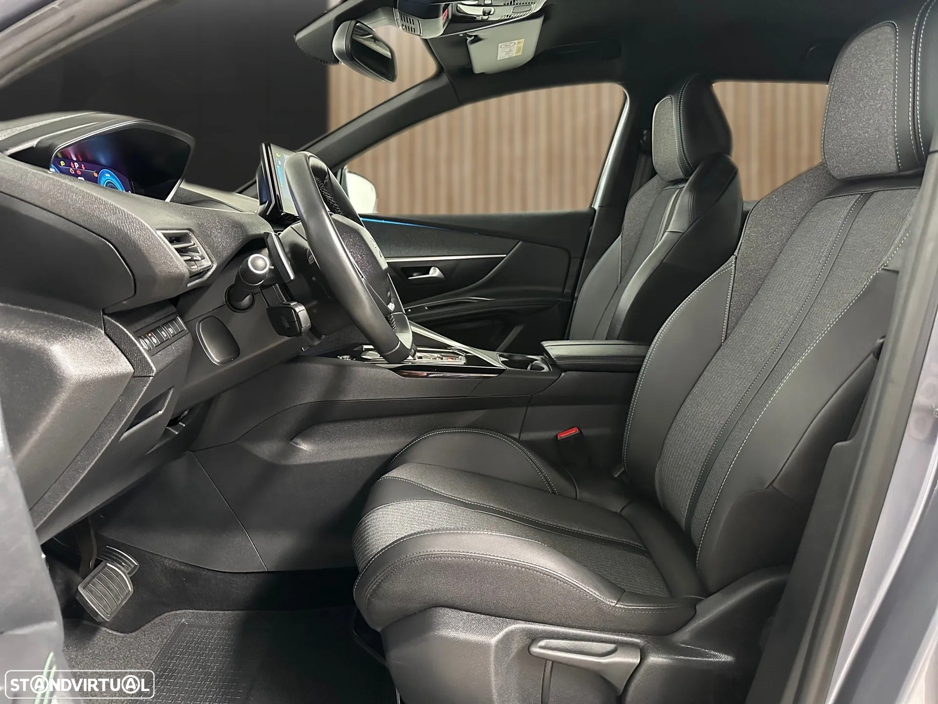 Peugeot 3008 1.6 Hybrid Allure e-EAT8 - 10