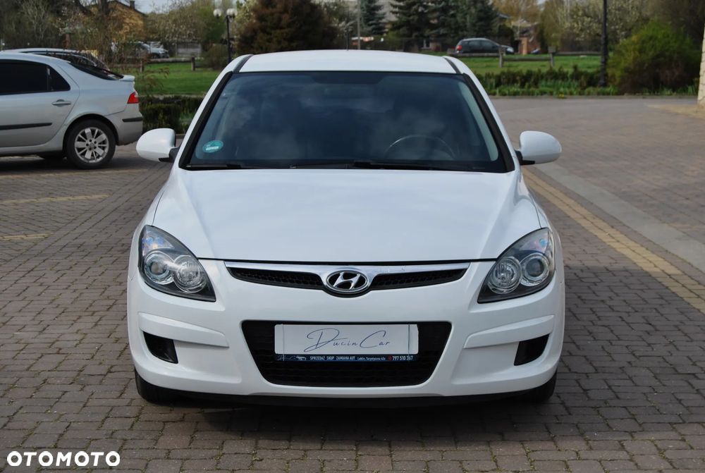 Hyundai i30 1.4 Blue Comfort - 14