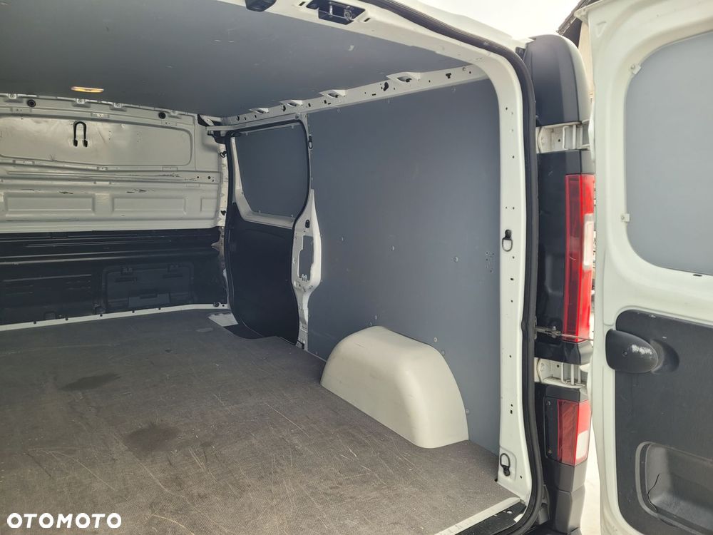 Opel Vivaro Długi L2 Webasto - 14