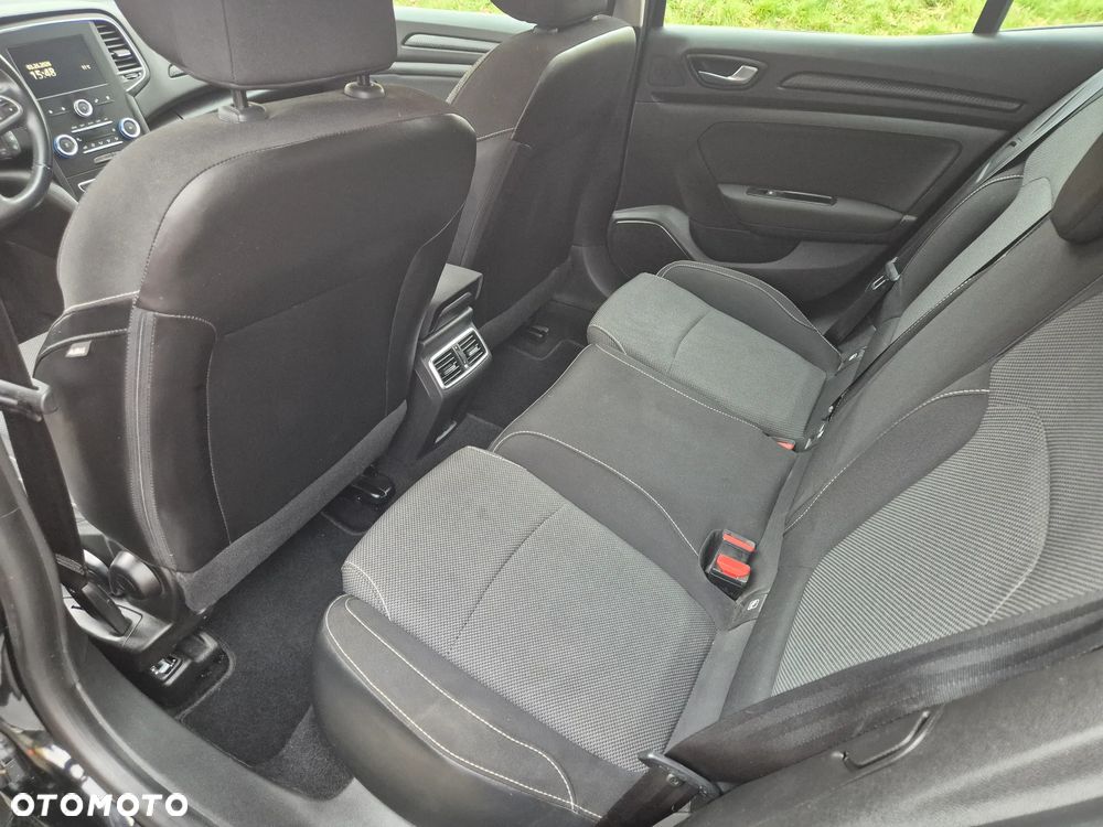 Renault Megane ENERGY TCe 130 PLAY - 10