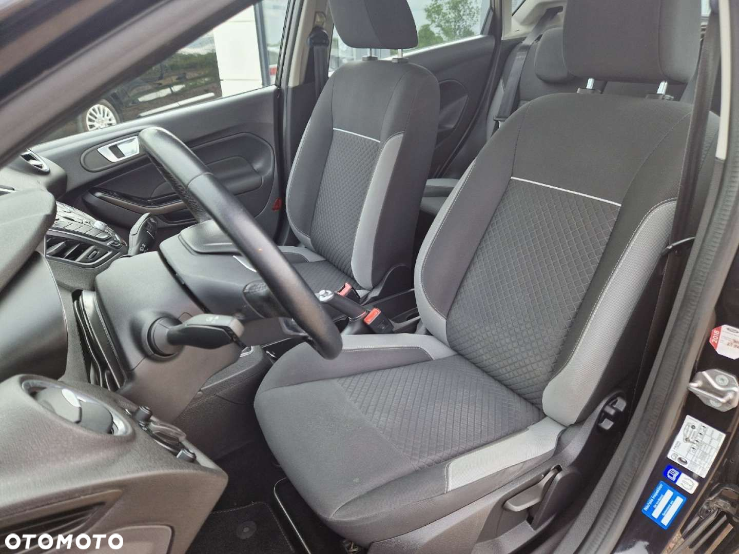 Ford Fiesta 1.0 Start-Stop SYNC Edition - 9