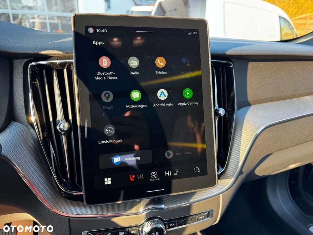 Volvo XC 60 B5 B AWD Plus Black Edition - 24