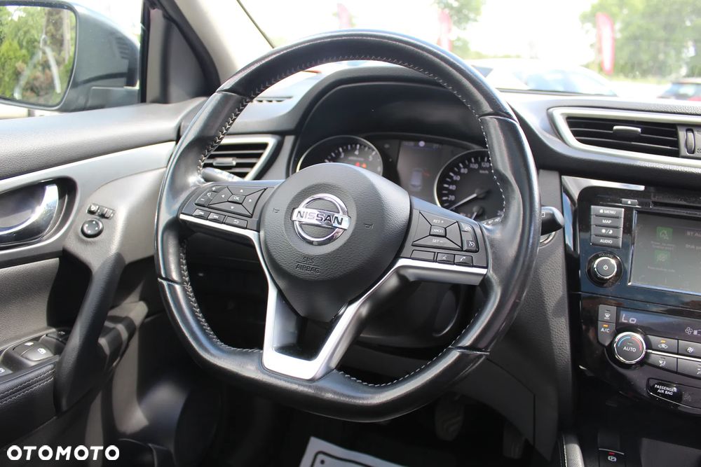 Nissan Qashqai 1.3 DIG-T Tekna+ - 24