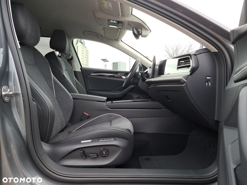Volkswagen Passat - 18