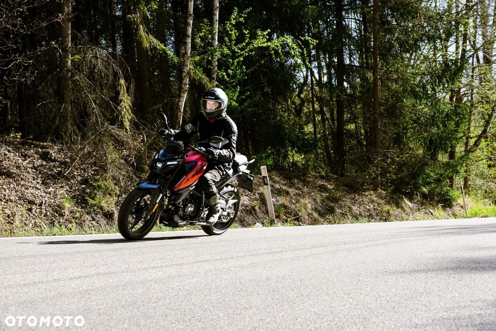 VOGE R125S - 10