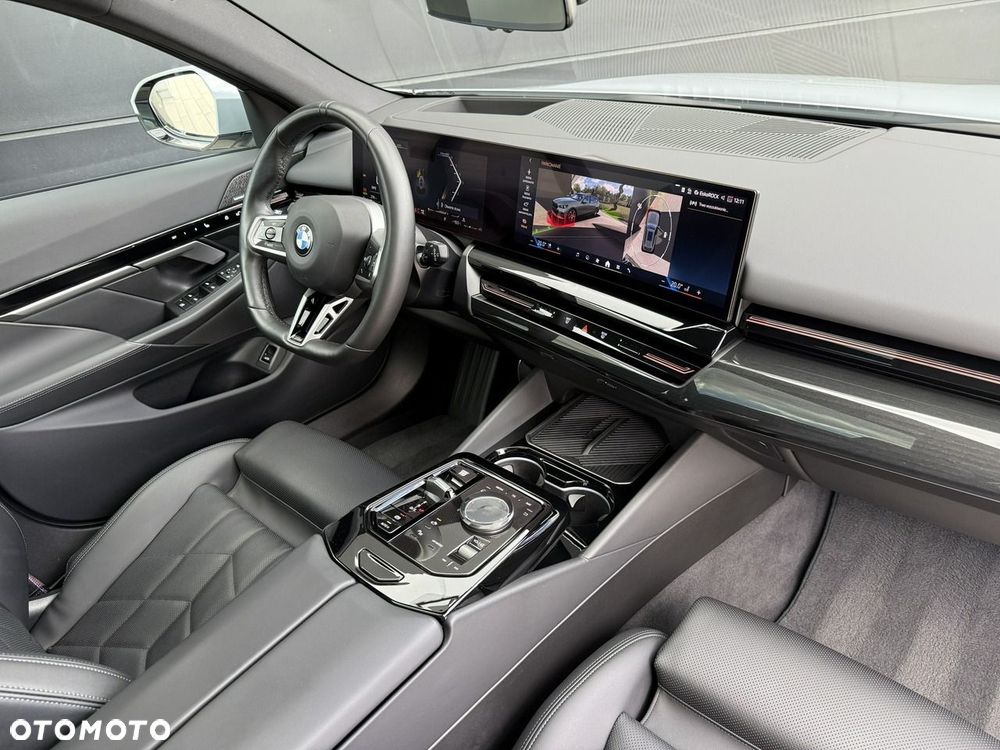 BMW Seria 5 520d xDrive mHEV M Sport - 33