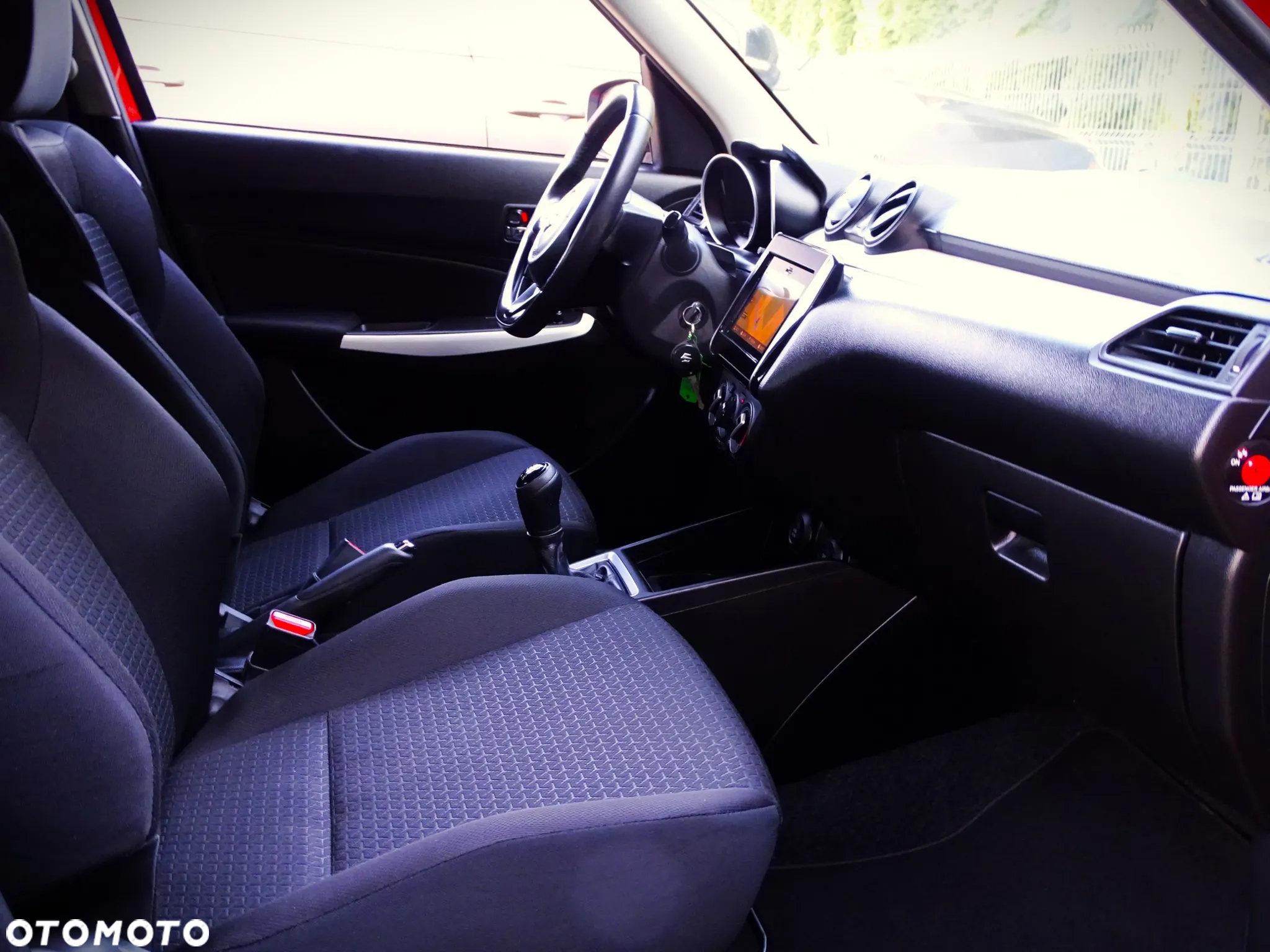 Suzuki Swift 1.2 Premium Plus - 17
