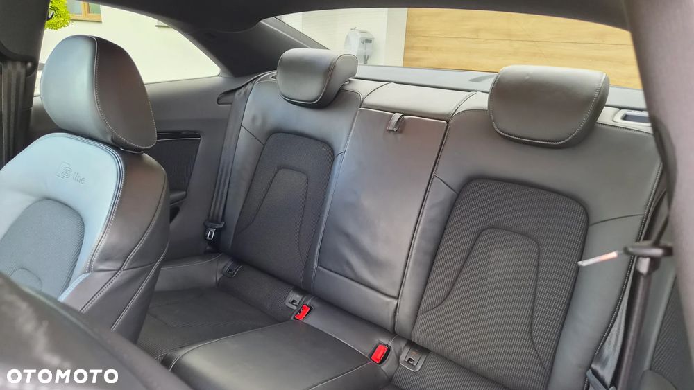 Audi A5 Coupé 2.0 TDI DPF quattro S tronic - 25