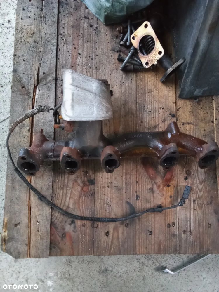 Vw Crafter 2.5 TDI kolektor wydechowy 076253033 - 1