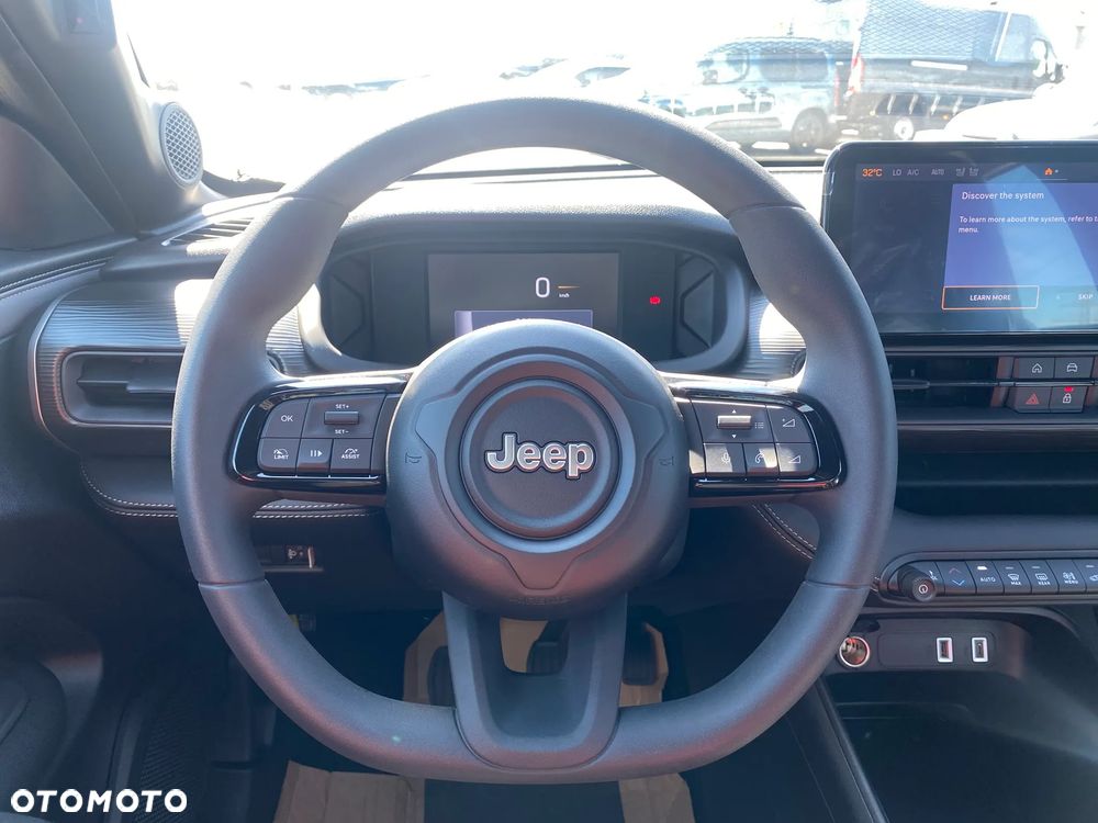 Jeep Avenger 1.2 T3 Longitude - 17