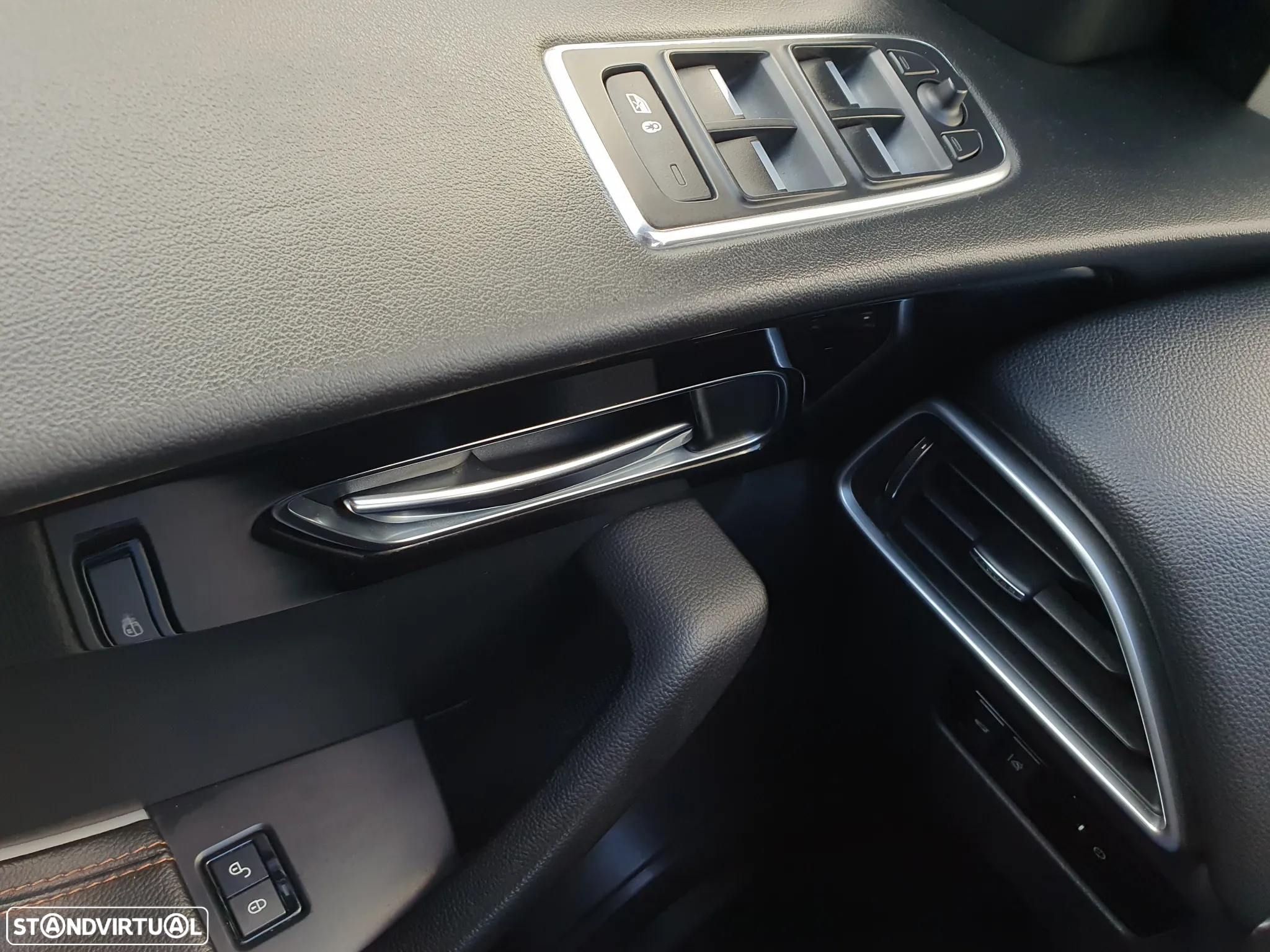 Jaguar F-Pace 20d AWD Aut. Prestige - 14