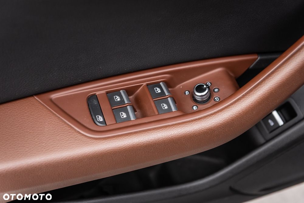 Audi A4 Avant 2.0 TDI ultra - 15