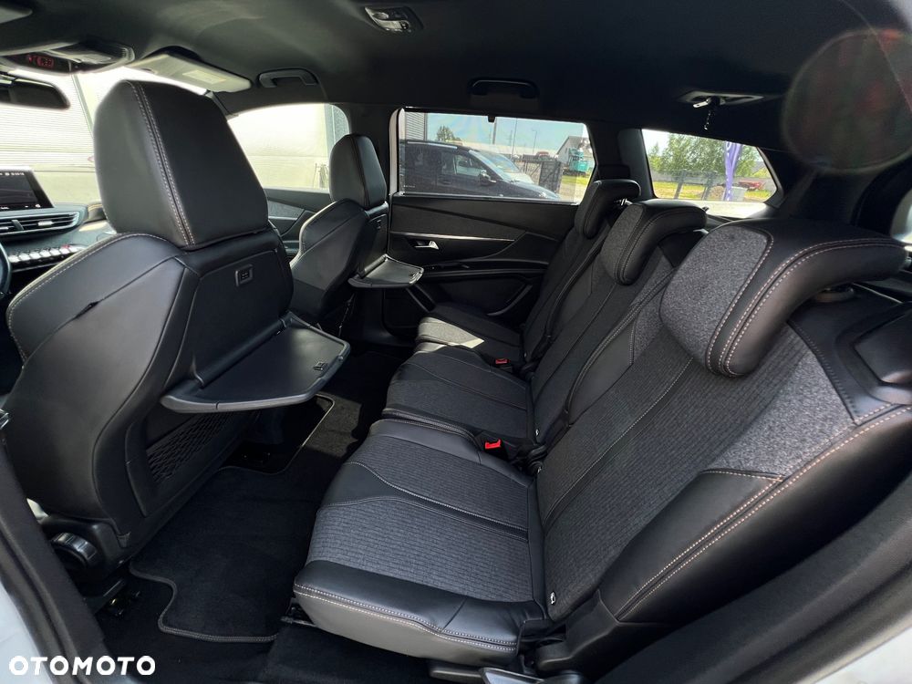 Peugeot 5008 - 28