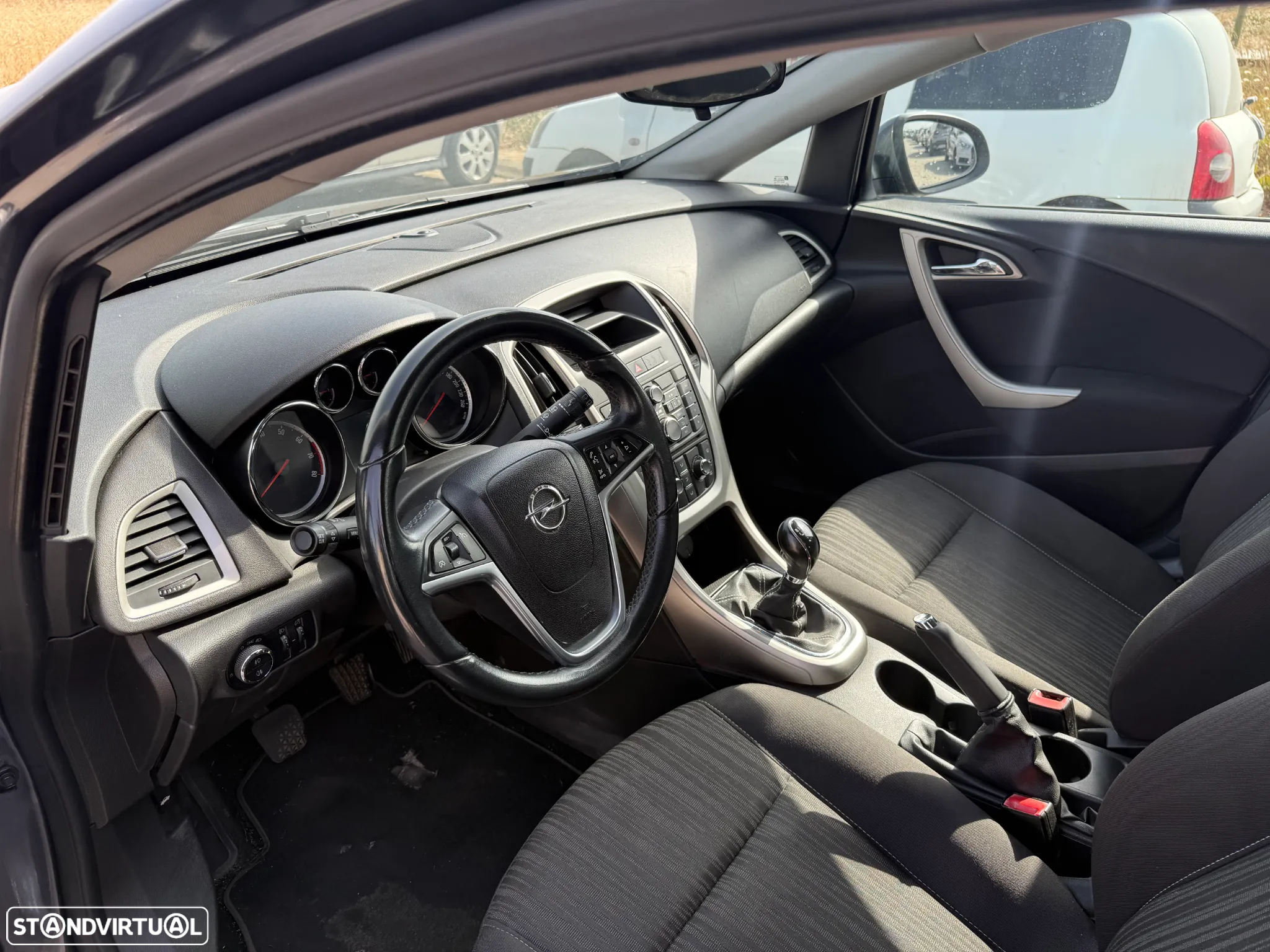 Opel Astra 1.4 Enjoy - 16