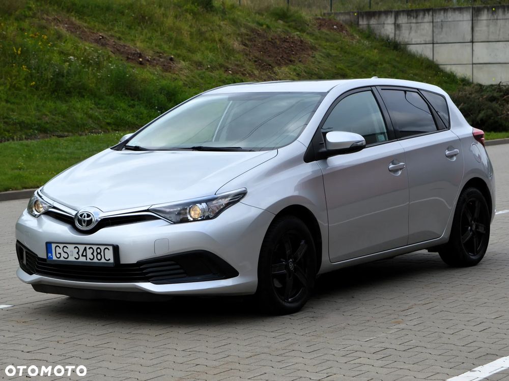 Toyota Auris 1.33 VVT-i Life Comfort - 1