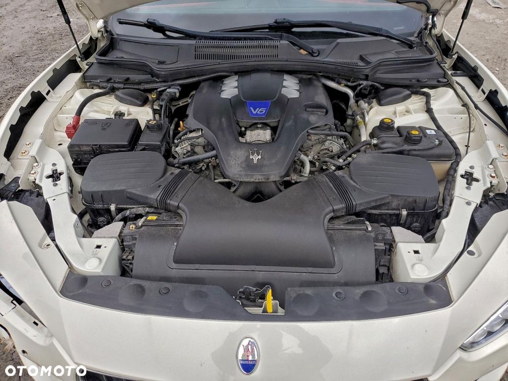 Maserati Ghibli - 12