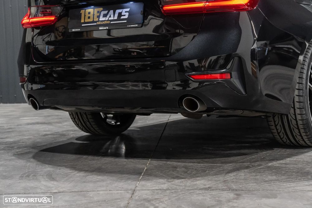 BMW 318 d Aut. Sport Line - 51