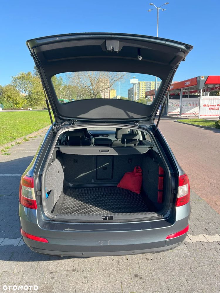 Skoda Octavia 1.6 TDI Ambition - 11