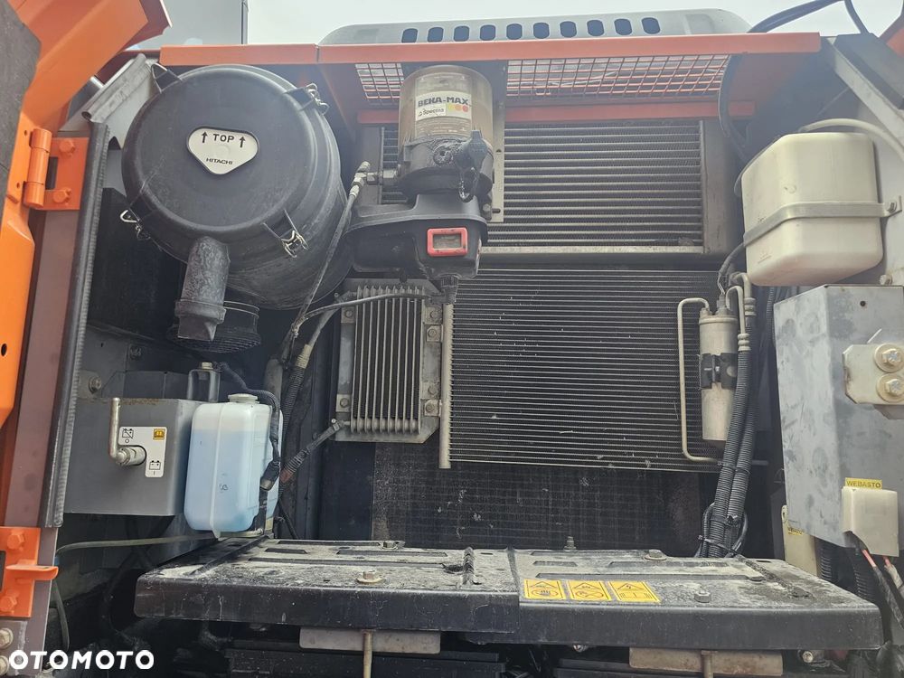 Hitachi ZX140W-5B - 18