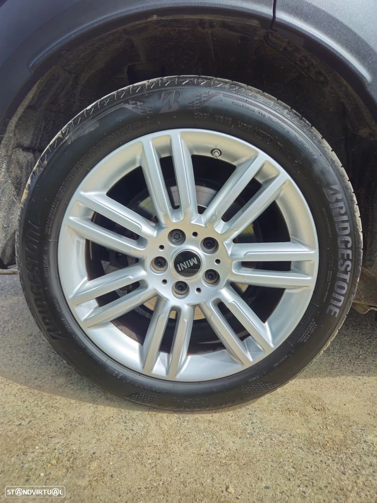 MINI Countryman Cooper SE ALL4 Auto - 14