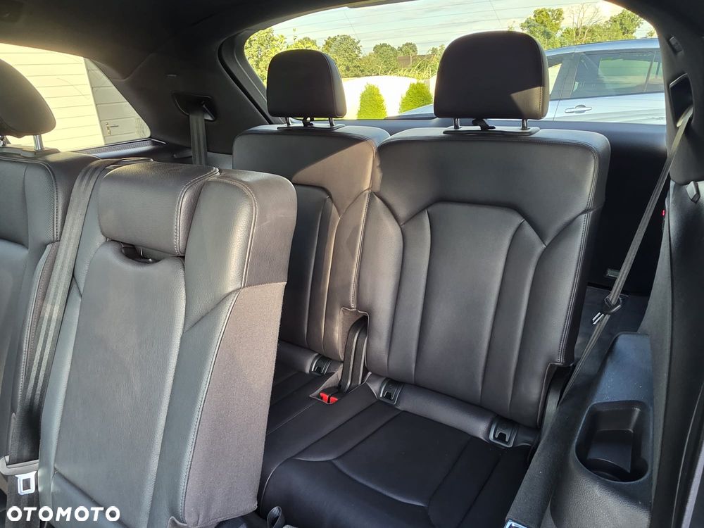 Audi Q7 - 16