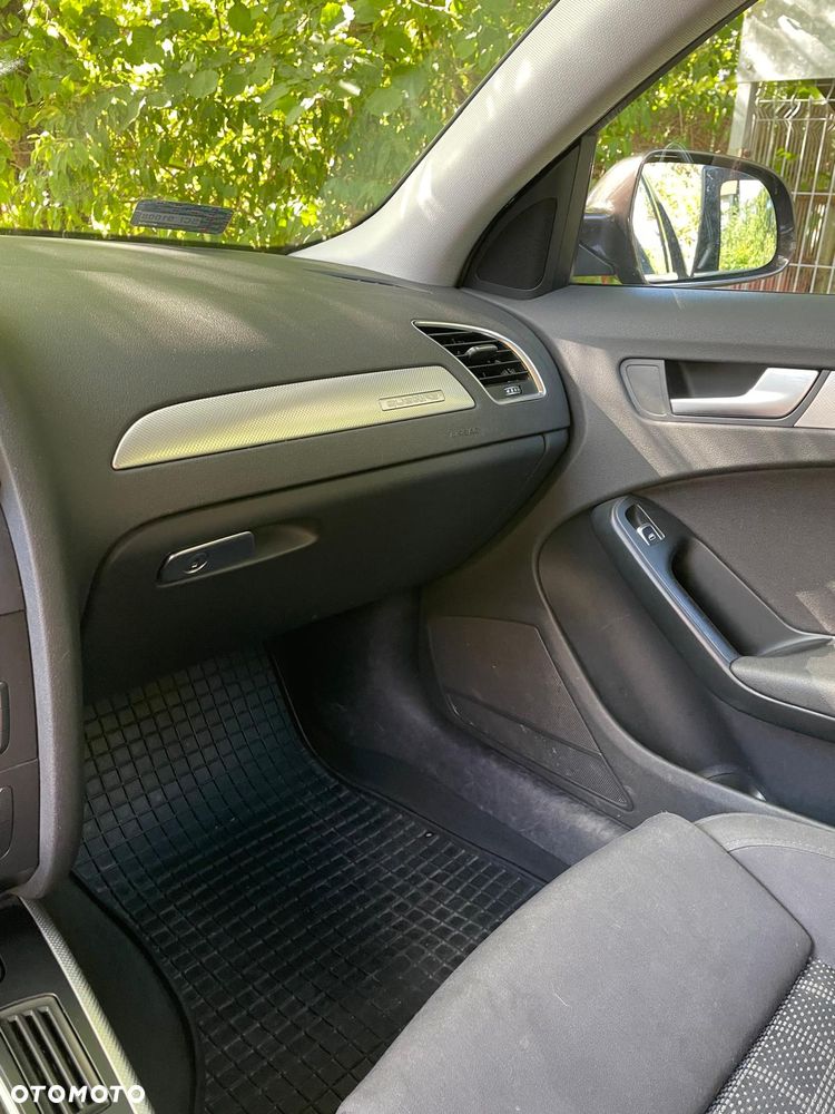 Audi A4 Avant 2.0 TDI Quattro - 8