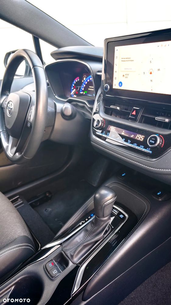 Toyota Corolla 1.8 Hybrid Comfort - 27