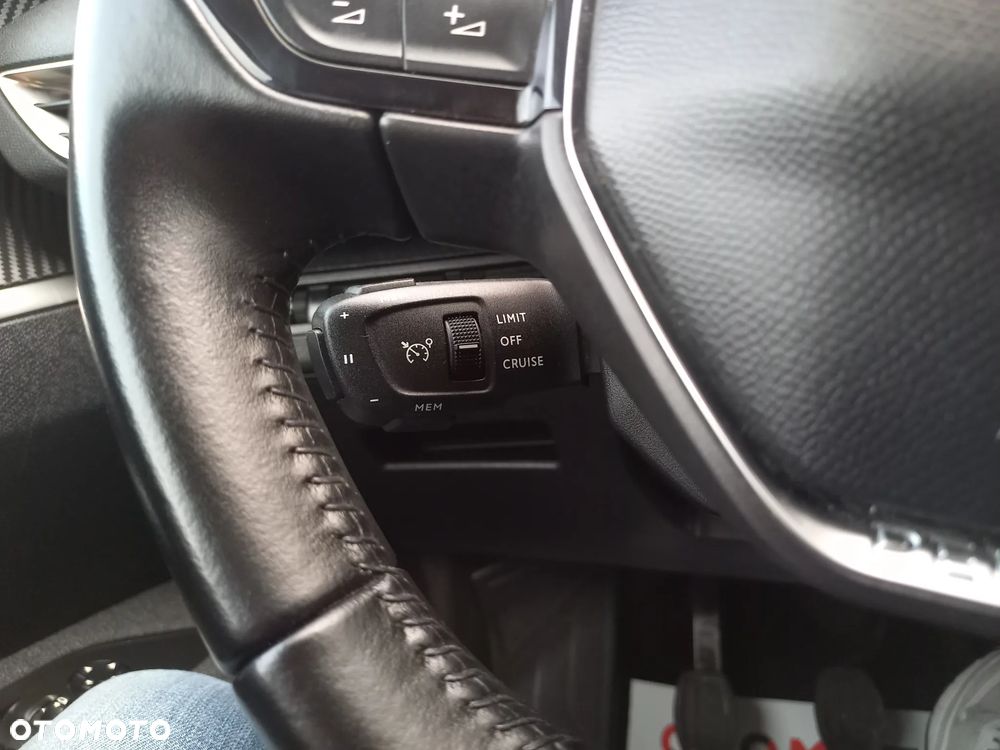Peugeot 3008 BlueHDi 130 Stop & Start Active Business-Paket - 29