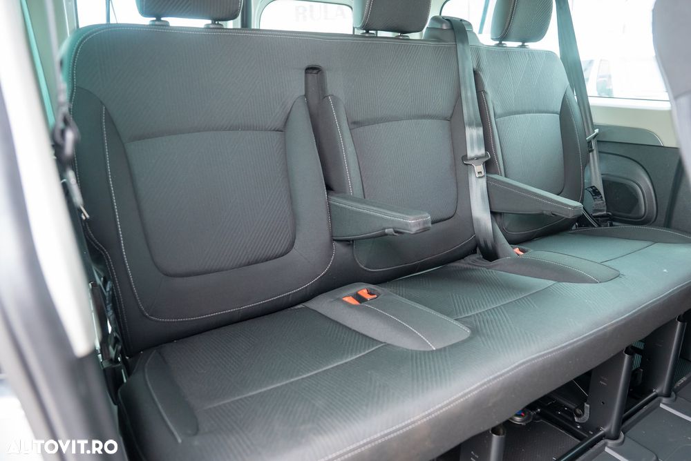 Renault Trafic Combi 2.0 Blue dCi 150 S&S L2 8+1 Zen - 15