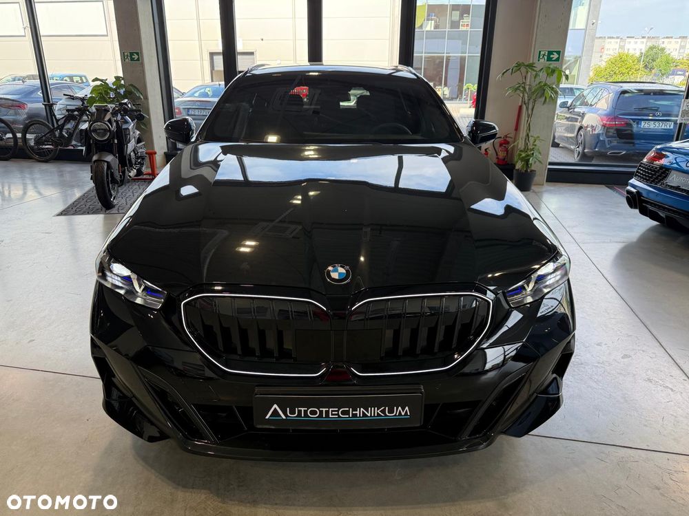 BMW Seria 5 520d xDrive mHEV M Sport sport - 23