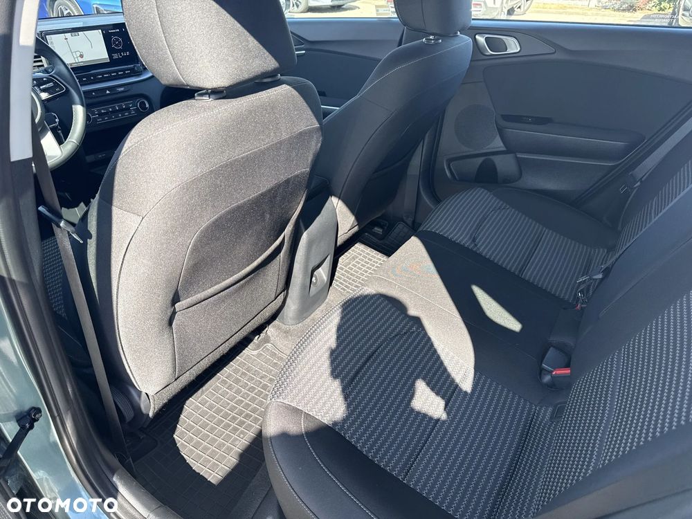 Kia Ceed 1.5 T-GDI M DCT - 25