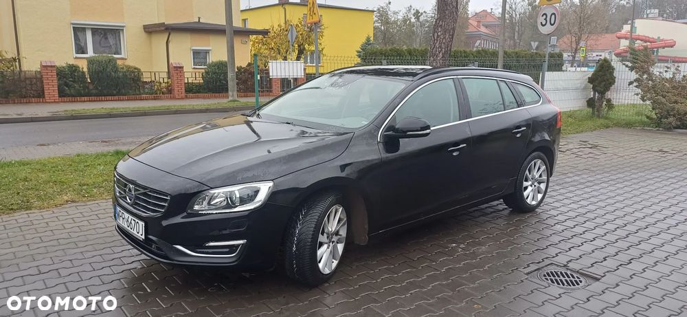 Volvo V60 D4 Summum - 3