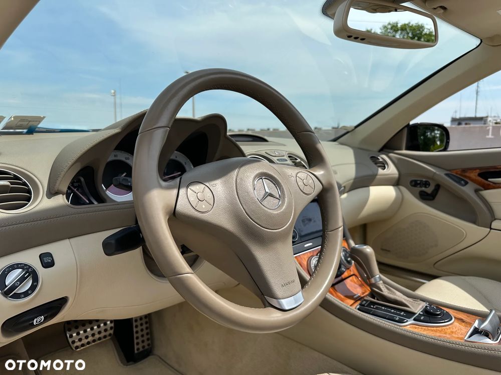 Mercedes-Benz SL 500 7G-TRONIC - 8