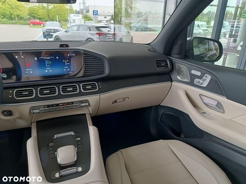 Mercedes-Benz GLE - 13