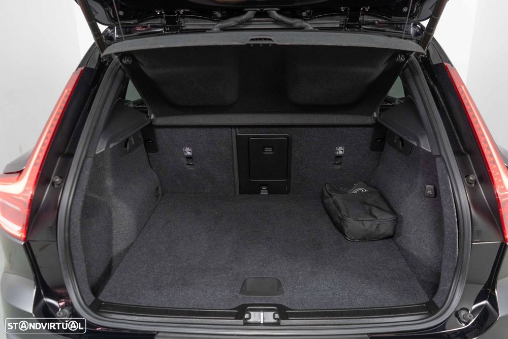 Volvo XC 40 1.5 T5 PHEV Momentum Plus - 15