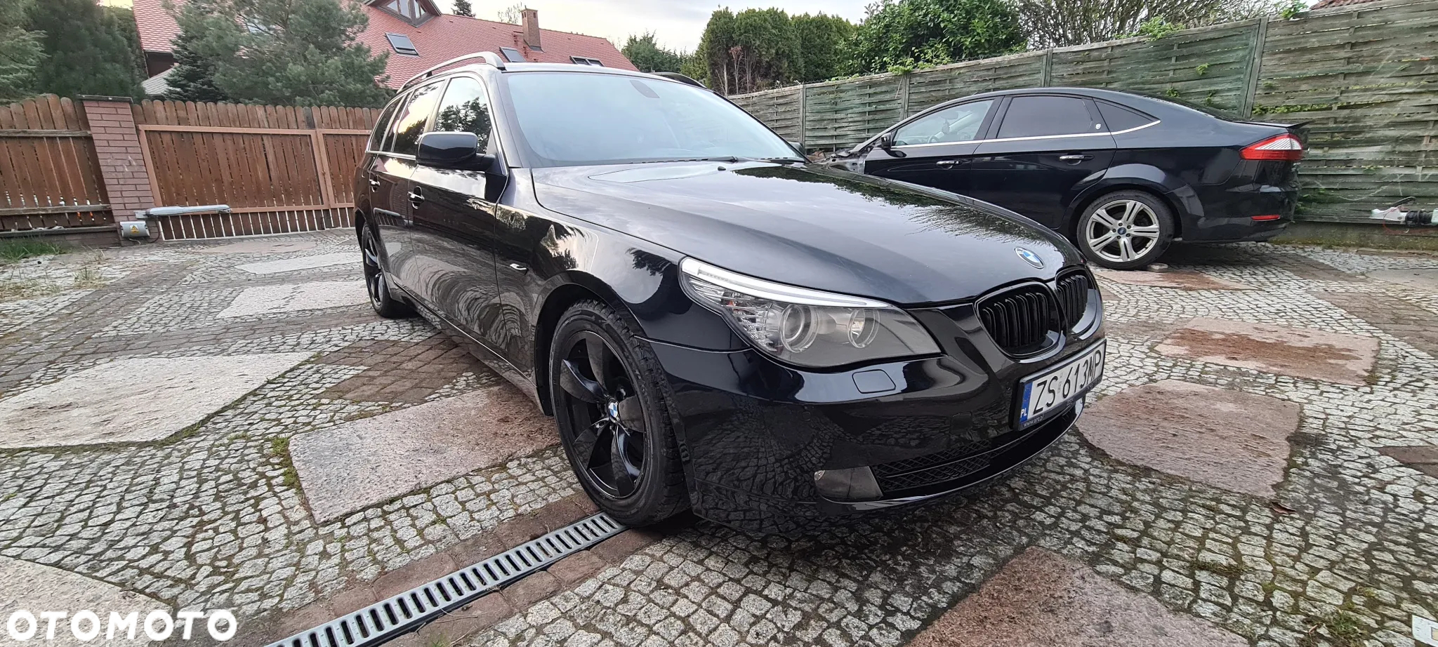 BMW Seria 5 520d Touring - 2