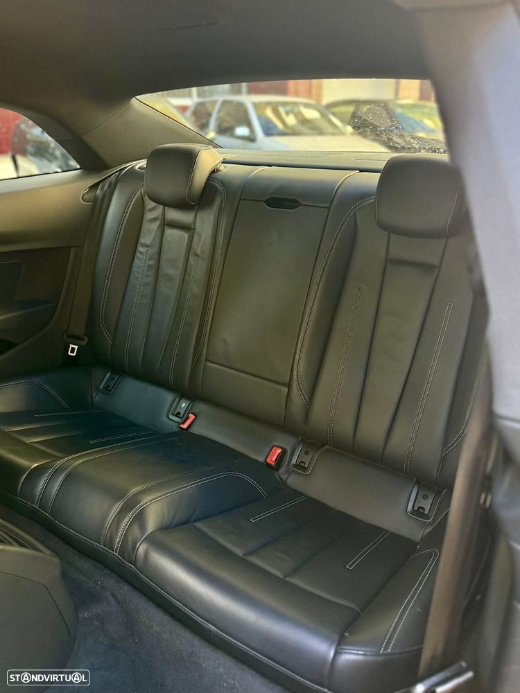 Audi A5 2.0 TDI S-line S tronic - 32