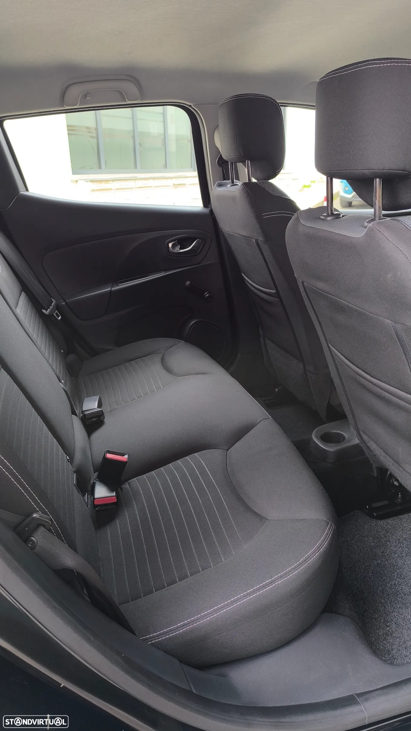 Renault Clio 0.9 TCE Dynamique S - 16