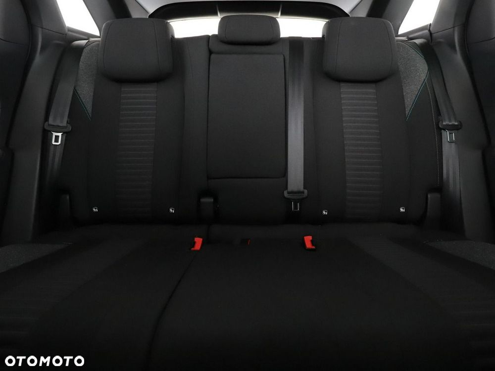 Peugeot 3008 1.2 PureTech Active S&S EAT8 - 19